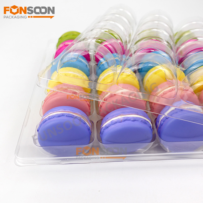 24 macarons clear blister box