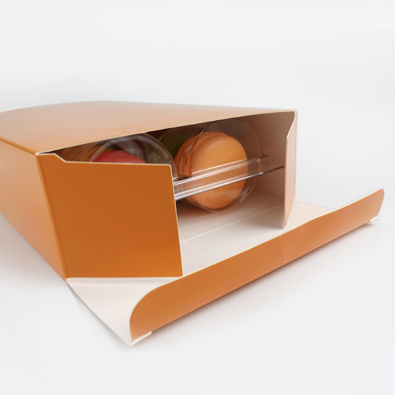 12 macaron paper folding box with insert tray