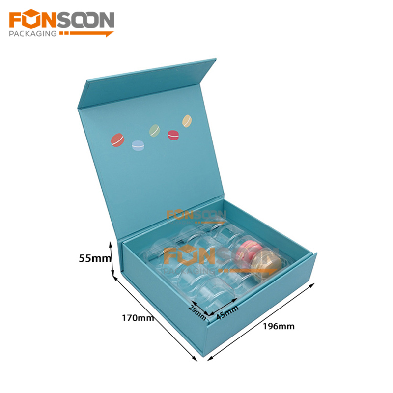 12 macarons Cardboard magnet gift box